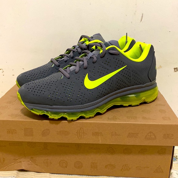 Rare Nike Air Max+ 2011 leather dark grey volt men’s size 10 (1) - Picture 2 of 5